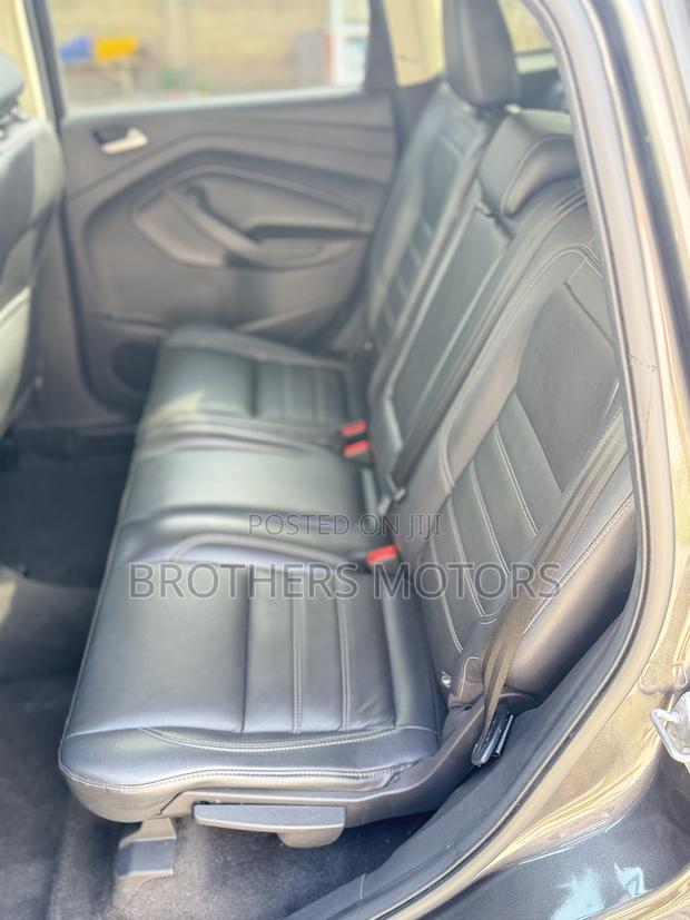 Ford Escape SEL FWD 2018 Gray