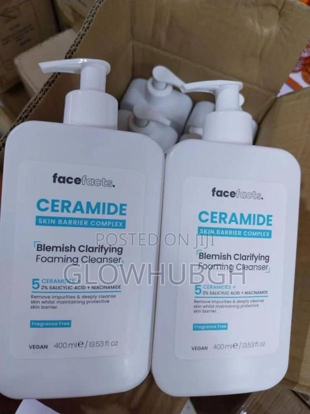 Facefacts Ceramide Blemish Clarifying Foaming Cleanser · Photo 2