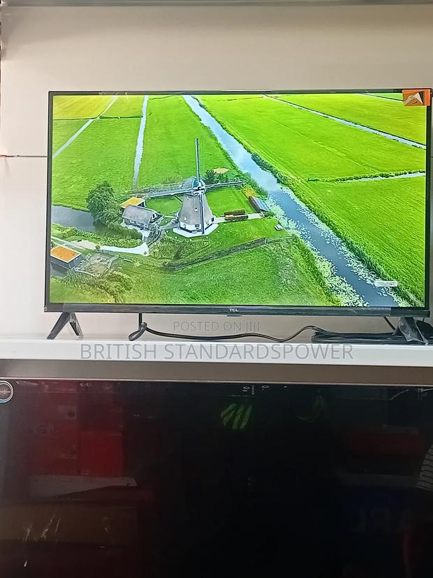 Enter a World of Apps With a 32-Inch Android Tv Built for Streaming · Photo 3