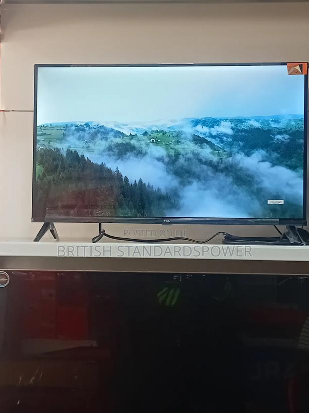 Enter a World of Apps With a 32-Inch Android Tv Built for Streaming · Photo 4