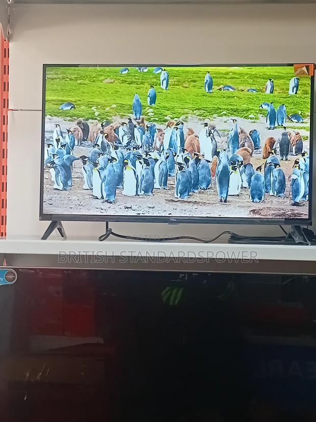 See More, Stream More With a 32" Android Smart Led · Photo 4