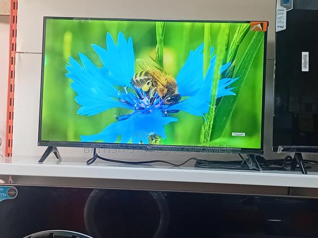 Discover Smart Convenience on a 32-Inch Android Tv · Photo 4