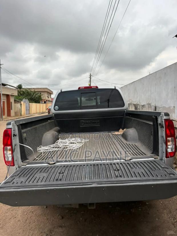 Nissan Navara 2016 Silver