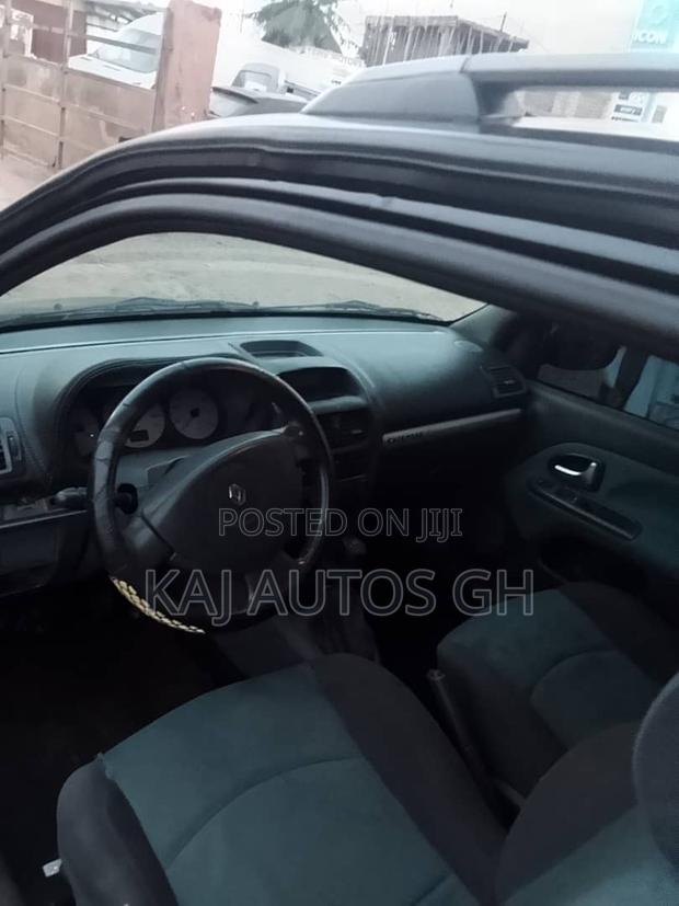 Renault Clio 2002 Blue