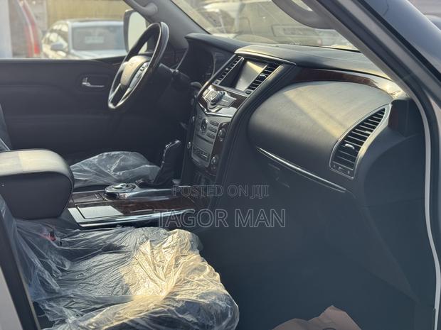 Nissan Patrol 2019 Silver