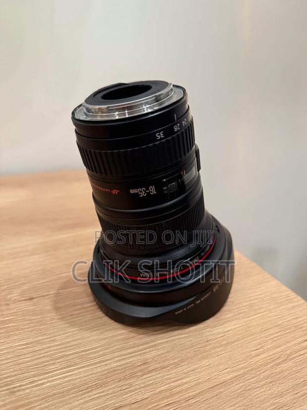 Canon Ef 16-35mm F/2.8 Usm Ii L Lens photo 3