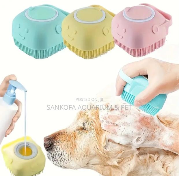 Pet Bath Silicon Brush · Photo 2