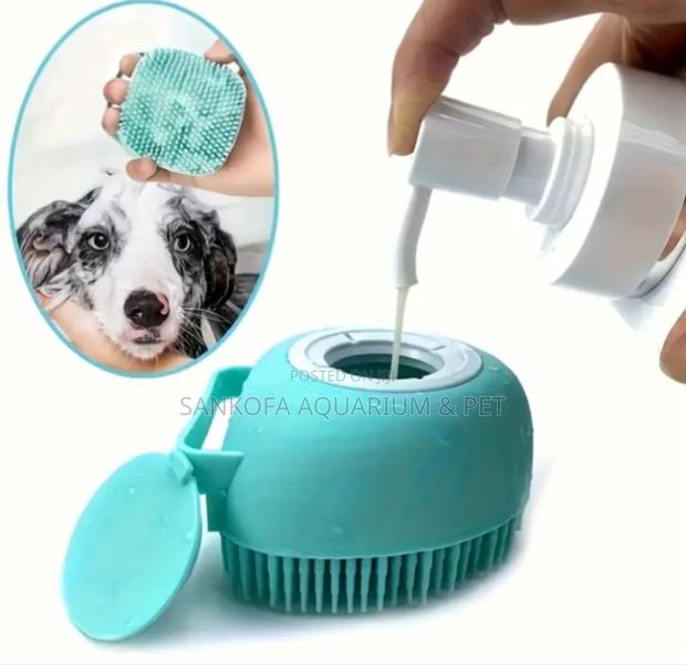 Silicon Bath Brush · Photo 2