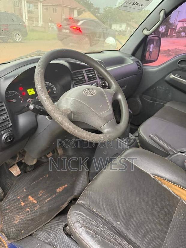 2011 Kia Bongo 3 photo 2