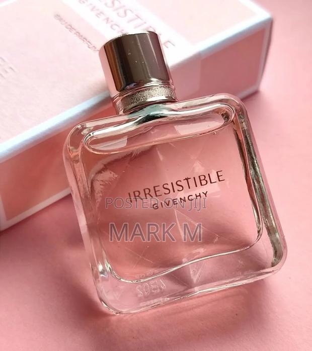 Givenchy Irresistible · Photo 3