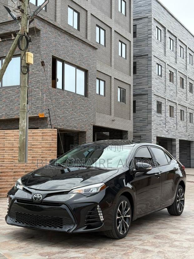 Toyota Corolla XSE 4dr Sedan (1.8L 4cyl CVT) 2017 Black