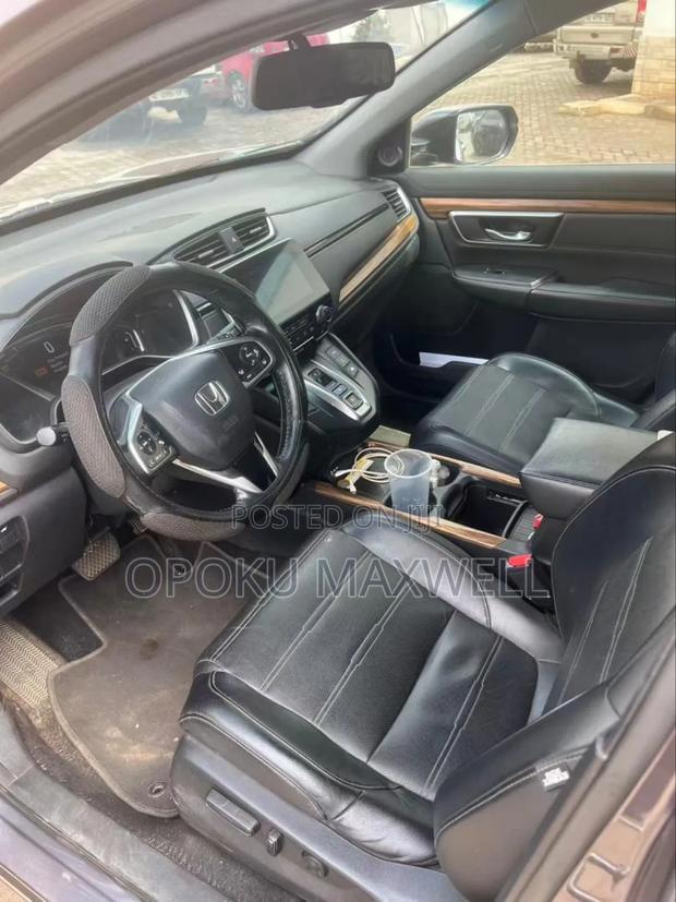 Honda CR-V Touring AWD 2020 Gray