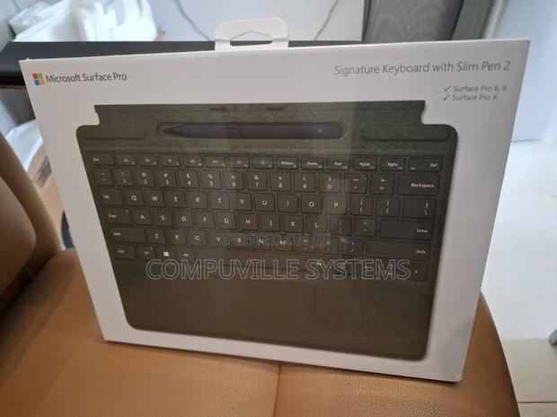 Microsoft Surface Pro Signature Keyboard With Slim Pen 2 · Photo 1