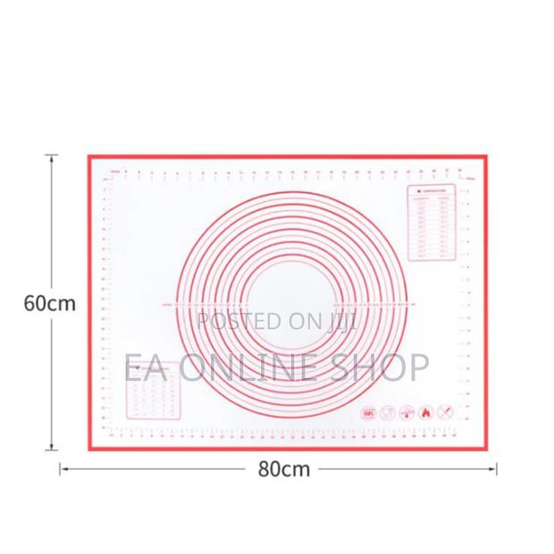 Food Graded Silicone Non Stick Kneading Dough Mat 80x60cm · Photo 4