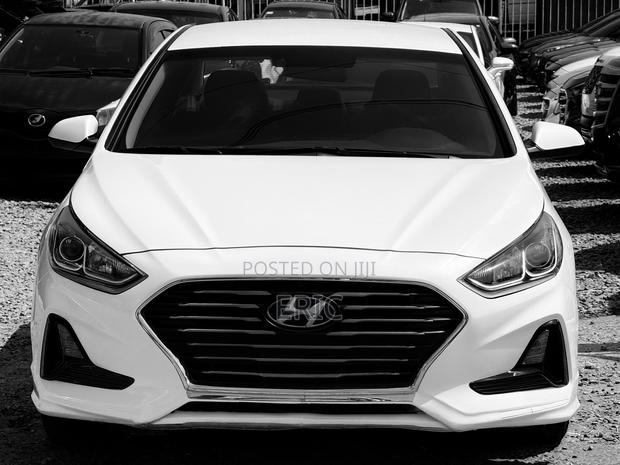Hyundai Sonata SE 2019 White