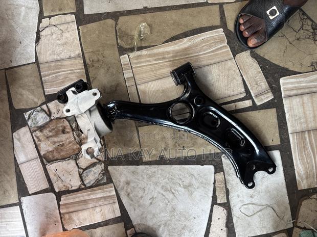 Honda CRV 2018-2022 Lower Arm Pair