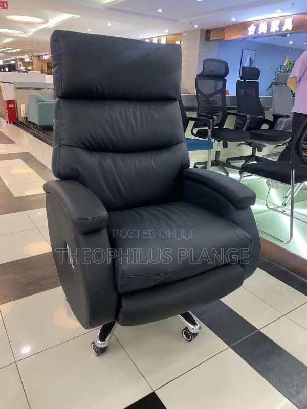 Black Ceo Office Chair / Ergonomic Swivel Chair · Photo 3