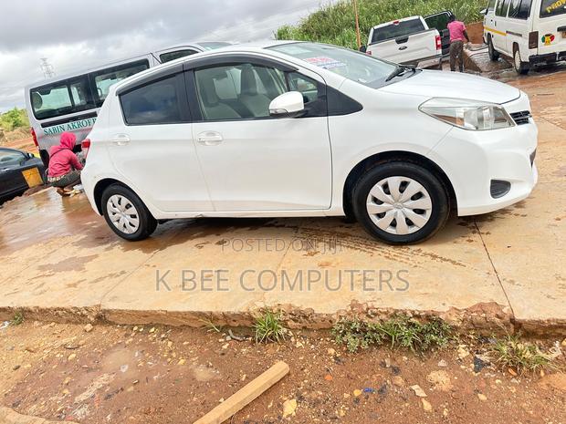 Toyota Vitz 1.3 AWD 3dr 2012 White