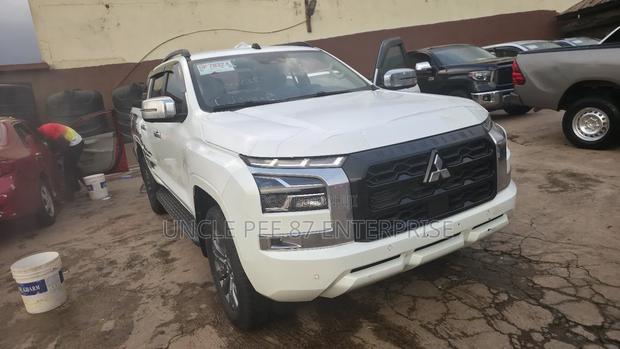 New Mitsubishi L200 2025 White photo 7