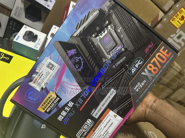 Msi Mpg X870e Gaming Wifi Motherboard · Photo 4