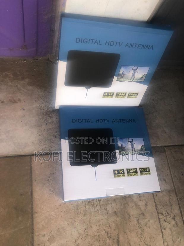 Hd Clarity Antenna Watch Everything in Pure Quality · Photo 2