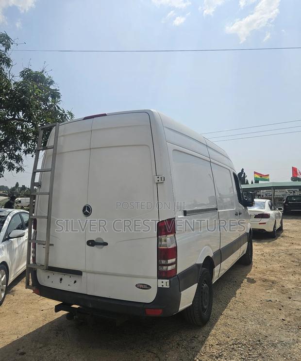 Mercedes-Benz Sprinter 2014 White