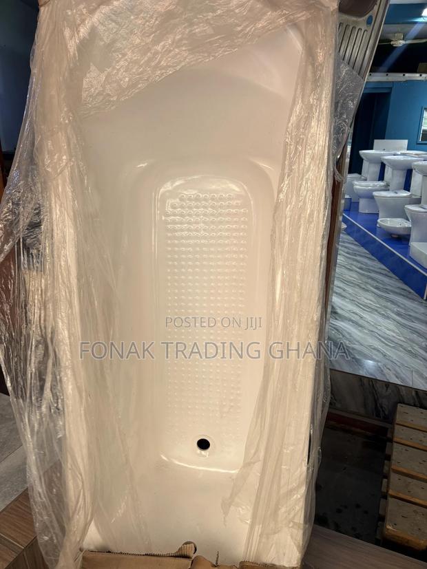 Dubai Made Bathtub for Bathroom ( Grade 1) photo 2