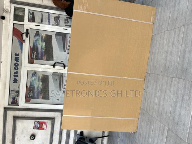 Best Quality Samsung Qled 85” Sleek Ultra Q70c Tv · Photo 4