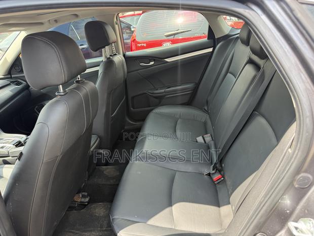 Honda Civic EX-L Sedan 2018 Black photo 8