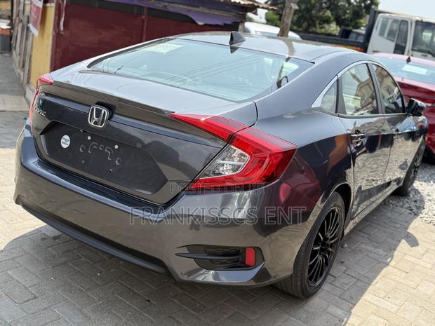 Honda Civic EX-L Sedan 2018 Black photo 6