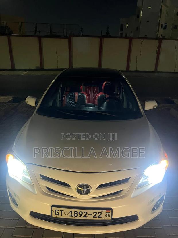Toyota Corolla 2013 White