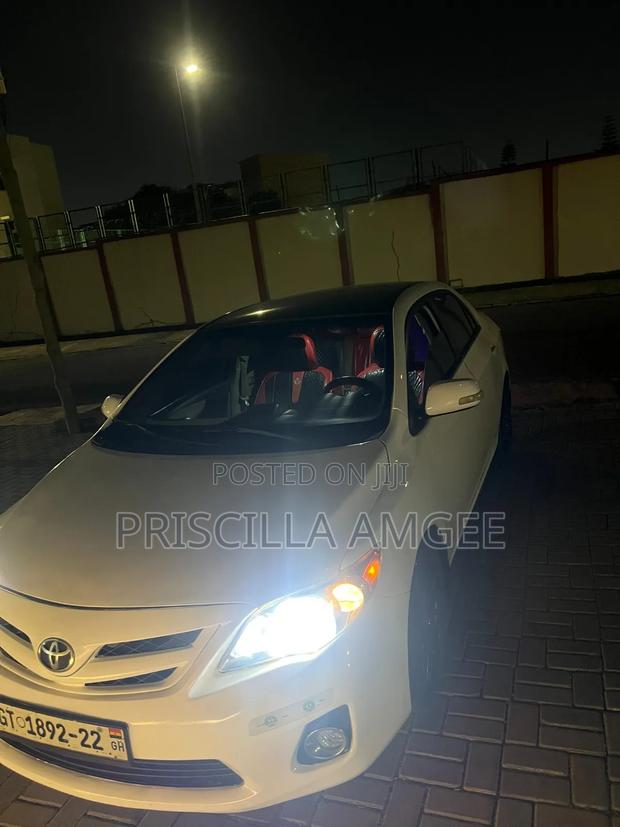 Toyota Corolla 2013 White