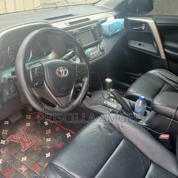 Toyota RAV4 2015 Black