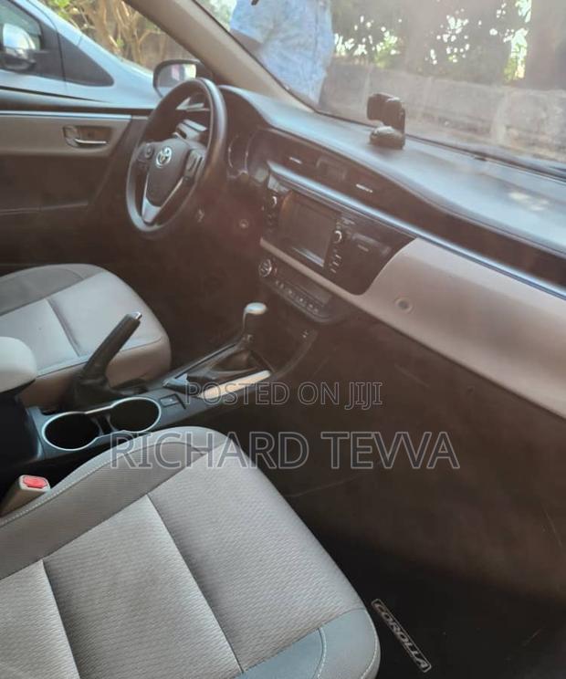 Toyota Corolla 2014 Silver