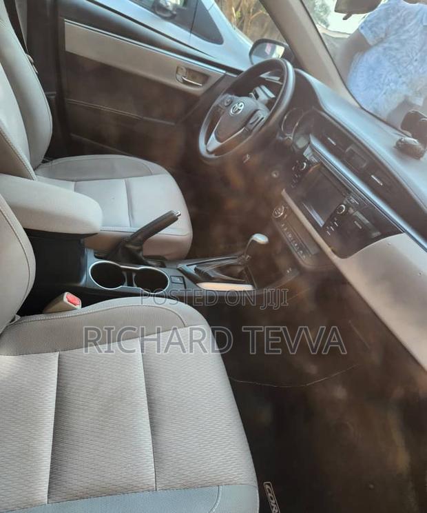 Toyota Corolla 2014 Silver