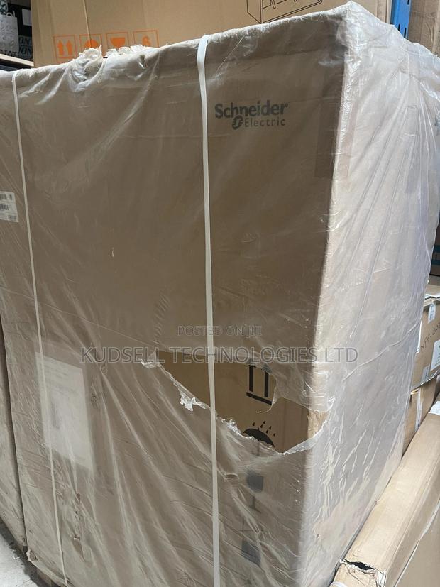 Apc Easy Ups 3s 10kva 400v High Tower photo 3