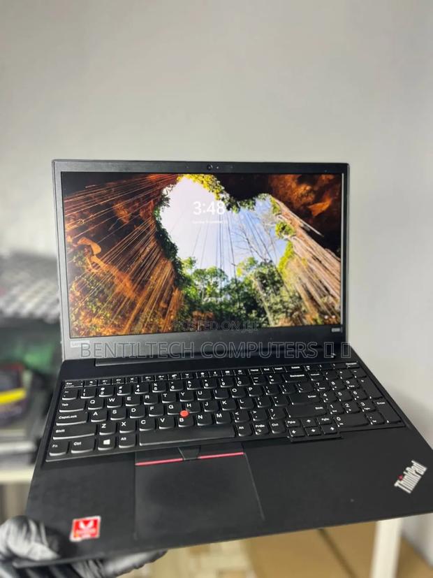 Laptop Lenovo ThinkPad E585 8GB AMD Ryzen SSD 256GB