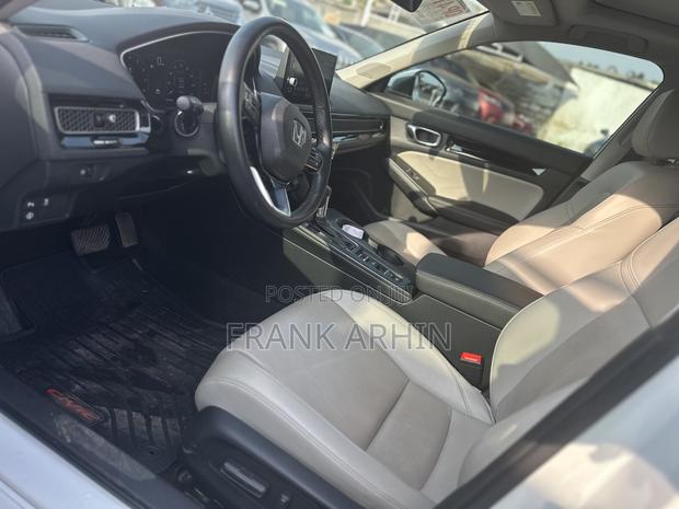 Honda Civic 2024 White