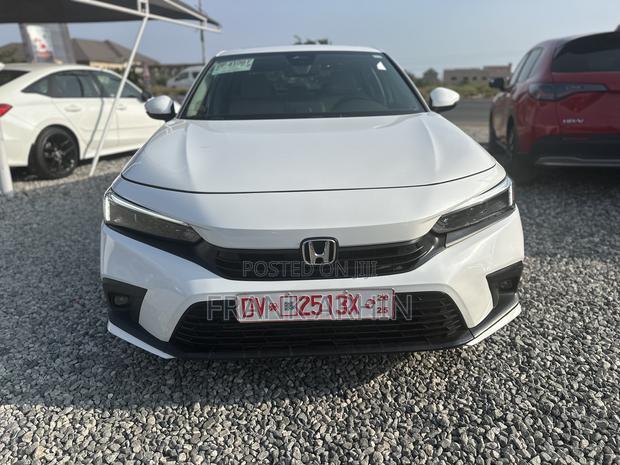 Honda Civic 2024 White