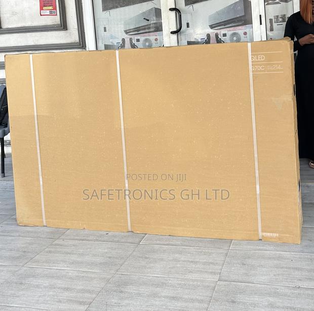 Sealed in Box Led Smart Uhd Sleek Qled (Q70c) 85 Inch Tv · Photo 3