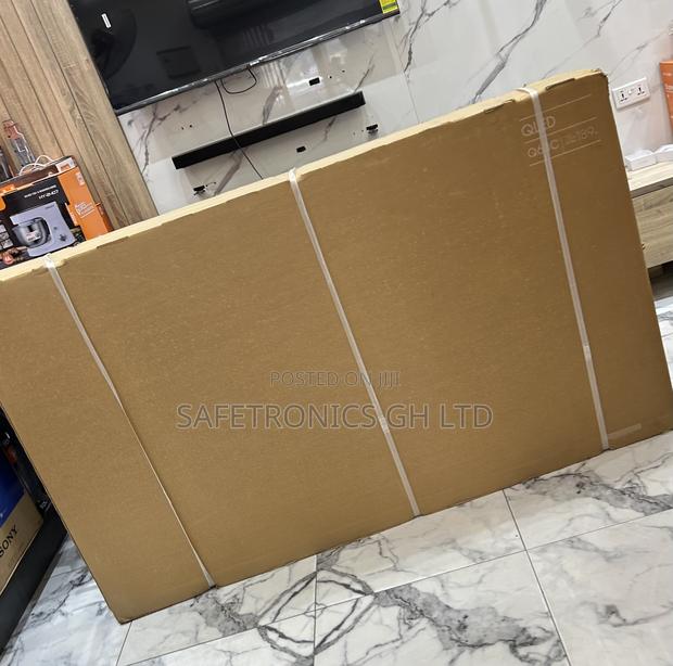 Frameless Ultra Sleek Samsung Q60c Qled 75 Inch Tv · Photo 4