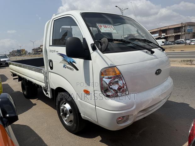 Kia Bongo 3 photo 2