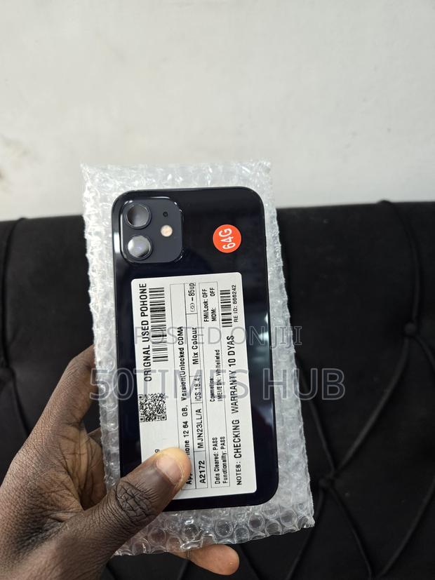 Apple iPhone 12 64 GB