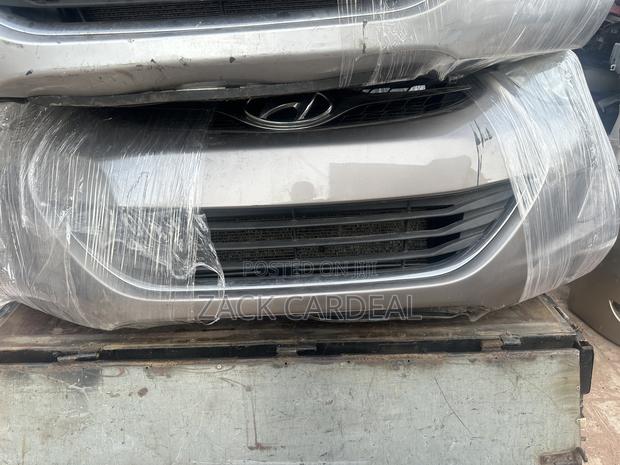 Hyndai Elantra 2012 Front Cut Available
