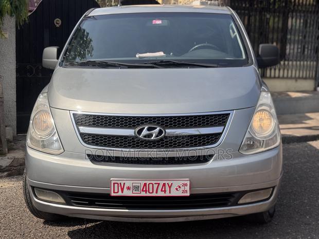 Hyundai Starex 2013 Silver