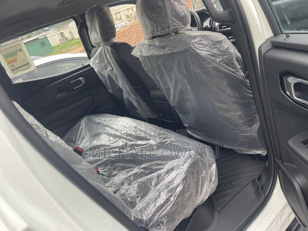 New Mitsubishi L200 2025 White