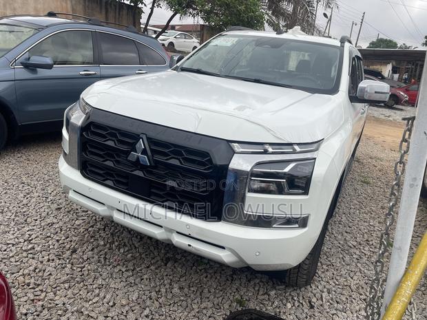 New Mitsubishi L200 2025 White