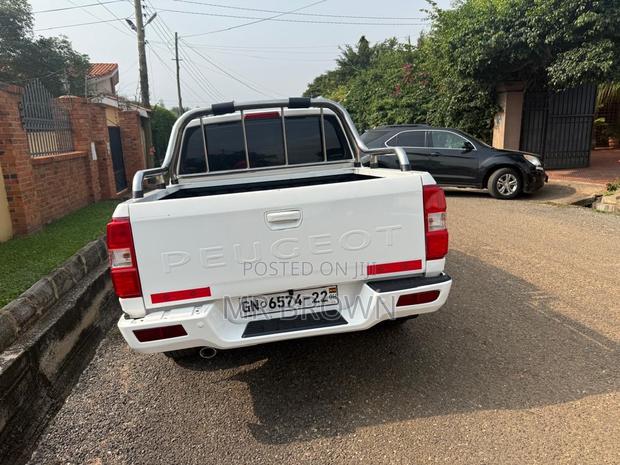 Peugeot Kart 2020 White