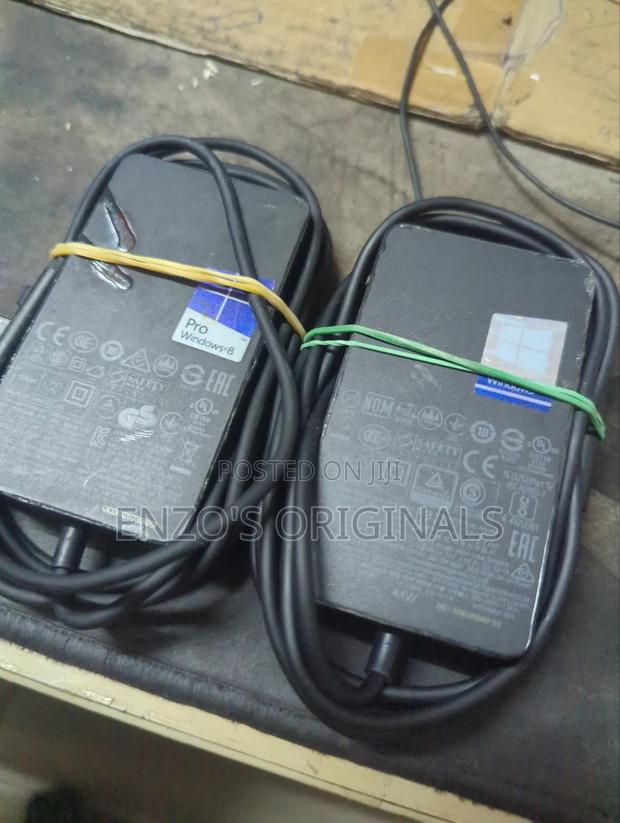 Surface Pro Charger Original Used/Repaired/Refurbished Working photo 2
