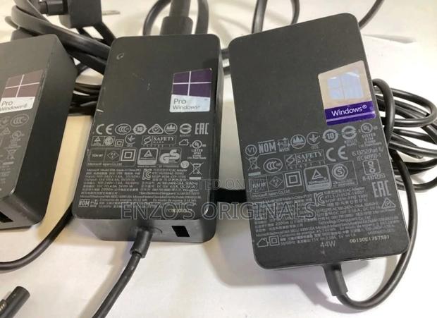 Surface Pro Charger Original Used/Repaired/Refurbished Working photo 5